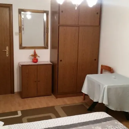Fiume Apartamento *